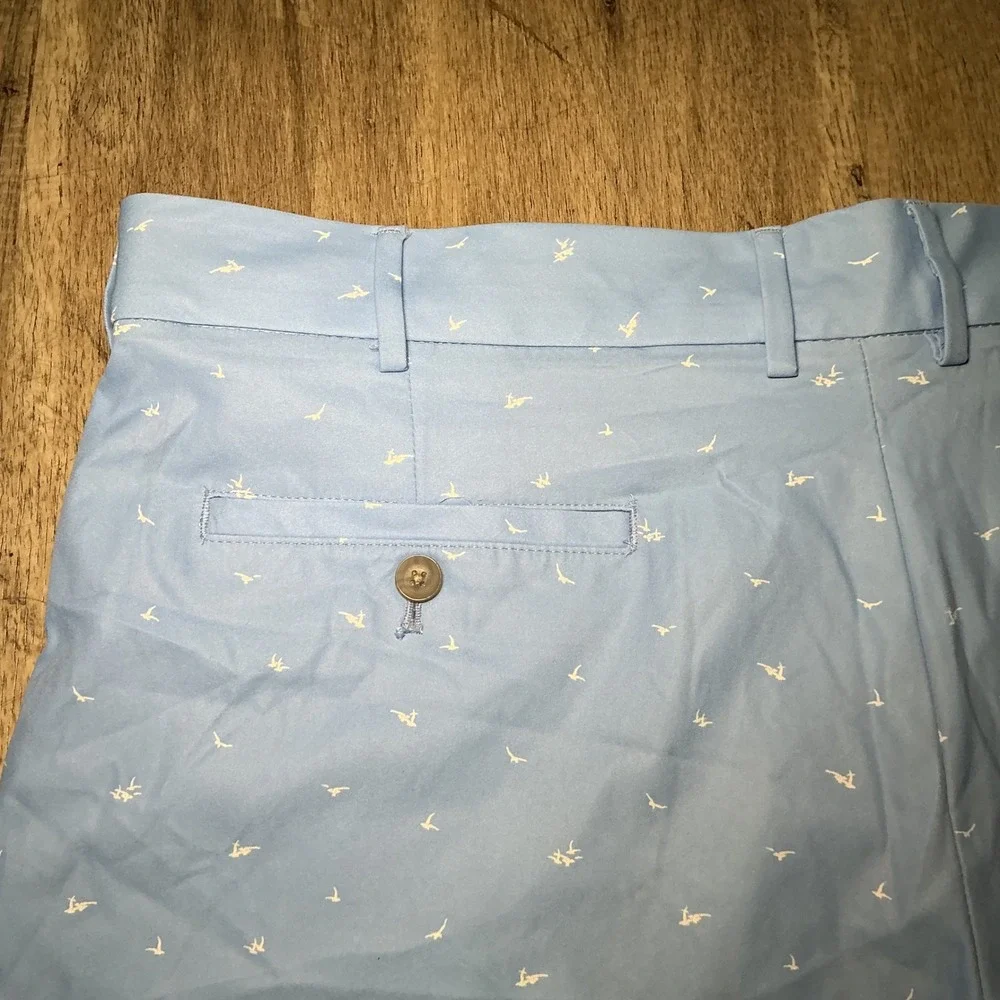 Walter Hagen Golf Shorts Bird Print Flat Front 40 Light Blue